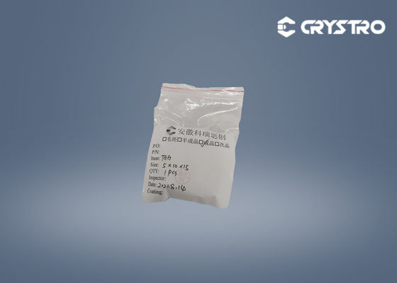 monocristal de Garnet Magneto Optic Effect Material de gallium de terbium de 5*10*15mm